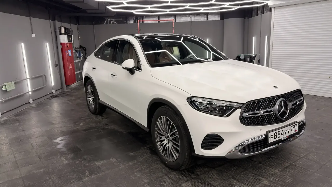 Mercedes GLC 300 — Полная оклейка в матовый полиуретан